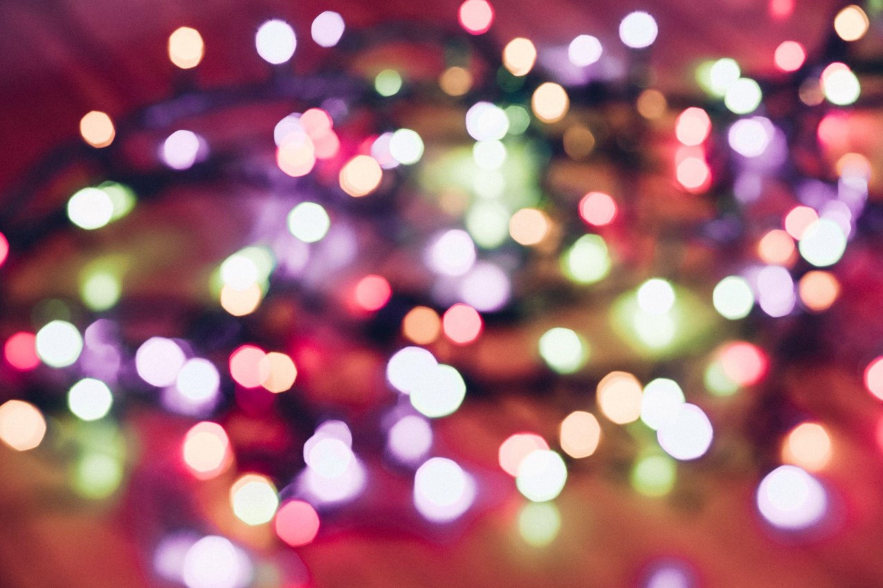 Christmas Tree Skirt Guide: Elegance and Practicality