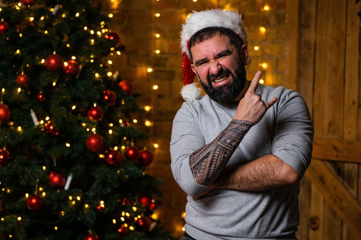 6 Ways to Style Your Christmas Wreath